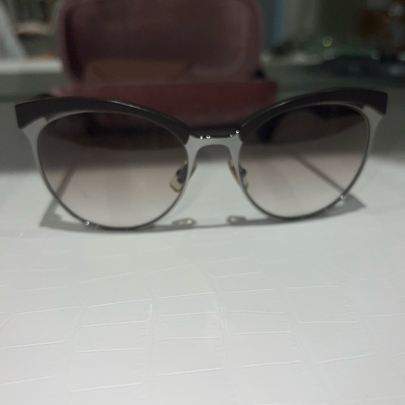 Miu Miu sunglasses - Picture 4 of 4